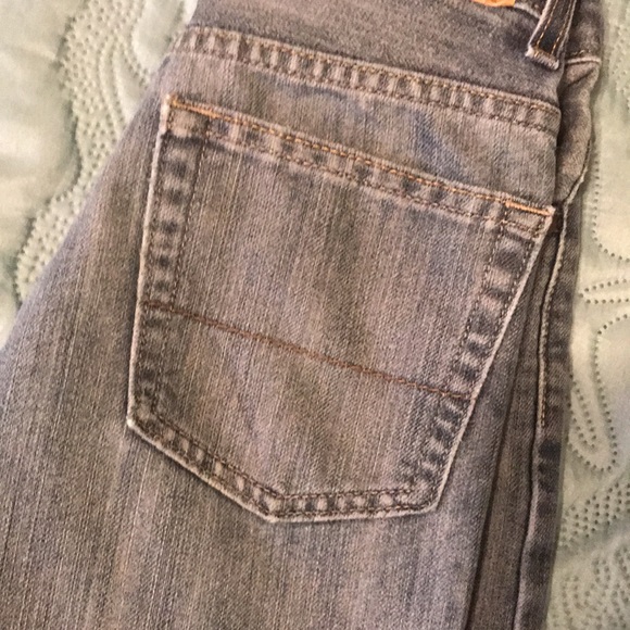 Kids size 8 regular 85 Strauss boot cut signature jeans in wonderful condition - Picture 3 of 7